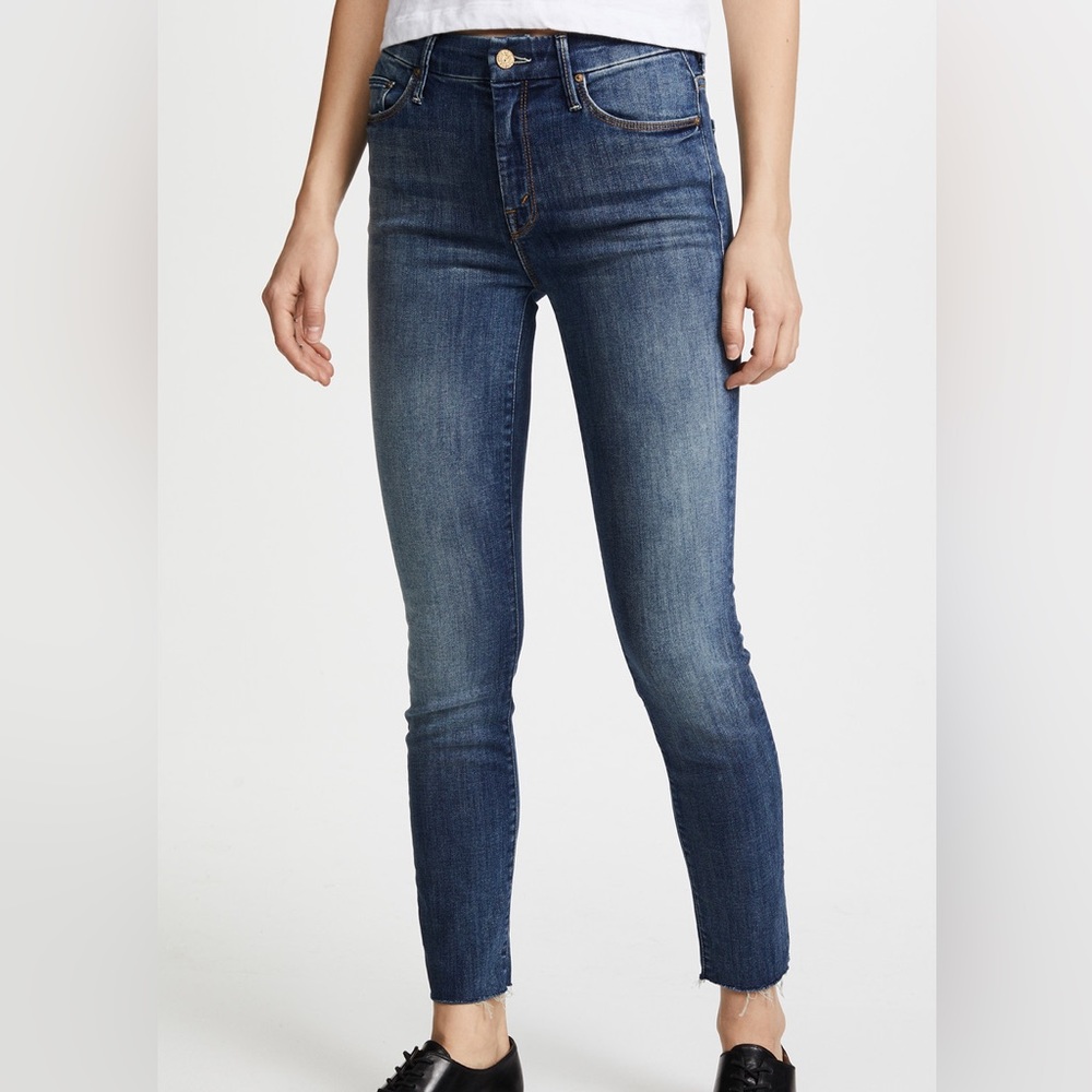 MOTHER High Waisted Looker Ankle Fray Jeans